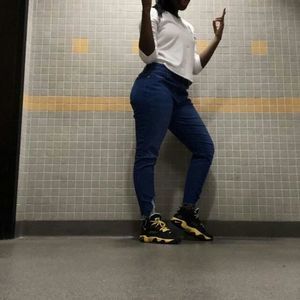 Meet your Posher, Charity